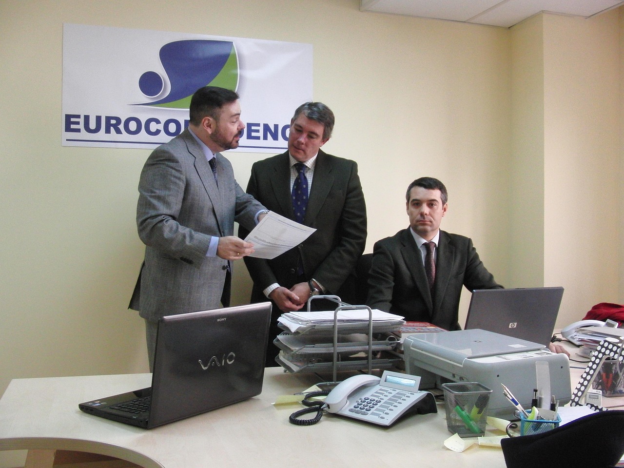 手机华为账号如何注册微信